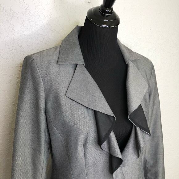 WHBM gray black ruffle collar button front blazer size Small - Picture 2 of 15